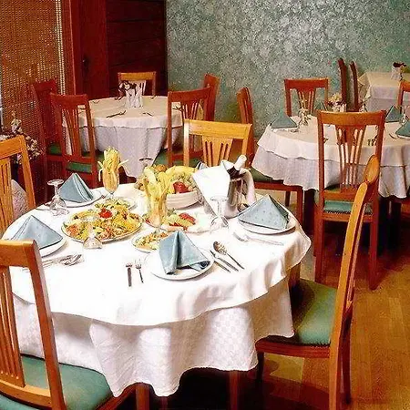 Hisar Hotel